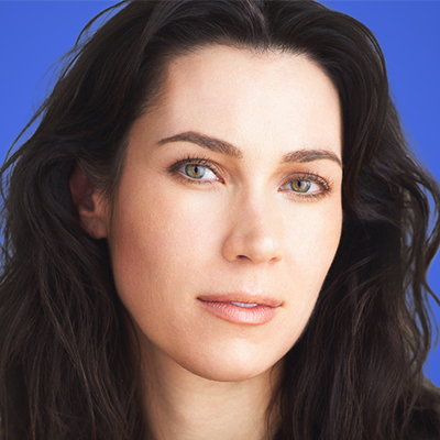 Headshot of Courtney Echols